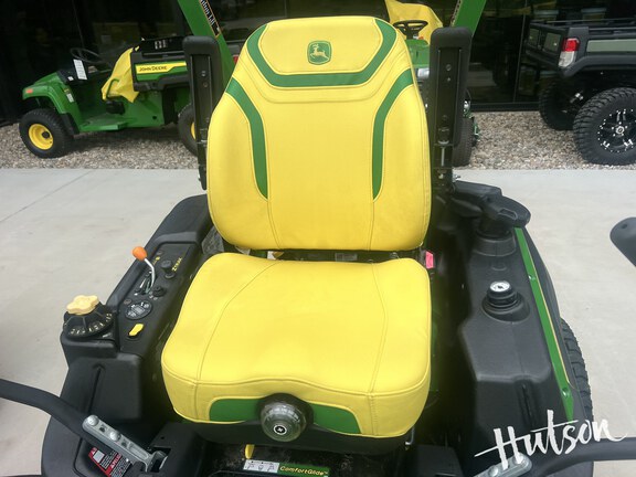 Photo of 2023 John Deere Z960M