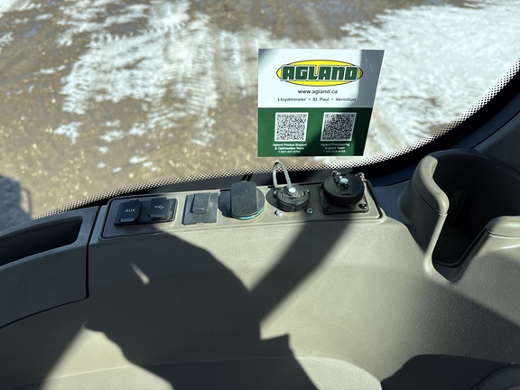 Used 2024 John Deere 9RX 640 Track Tractors at Horizon Ag & Turf in Lloydminster, AB - Photo17