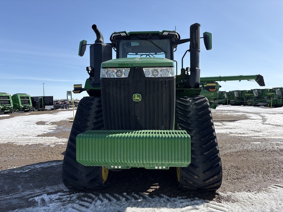 Used 2024 John Deere 9RX 640 Track Tractors at Horizon Ag & Turf in Lloydminster, AB - Photo3