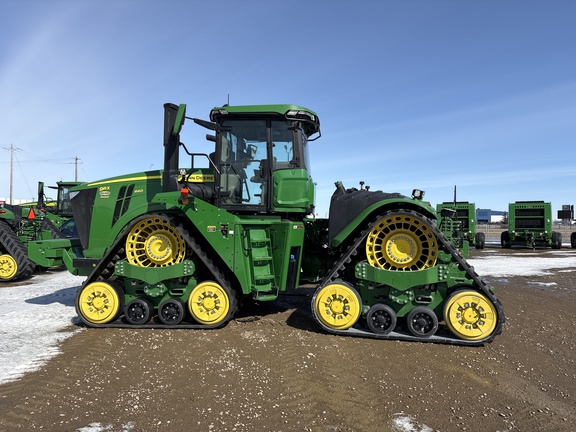 Used 2024 John Deere 9RX 640 Track Tractors at Horizon Ag & Turf in Lloydminster, AB - Photo8