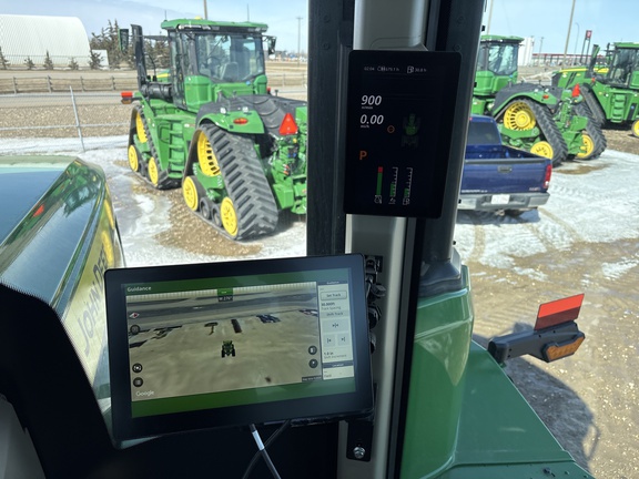 Used 2024 John Deere 9RX 640 Track Tractors at Horizon Ag & Turf in Lloydminster, AB - Photo13