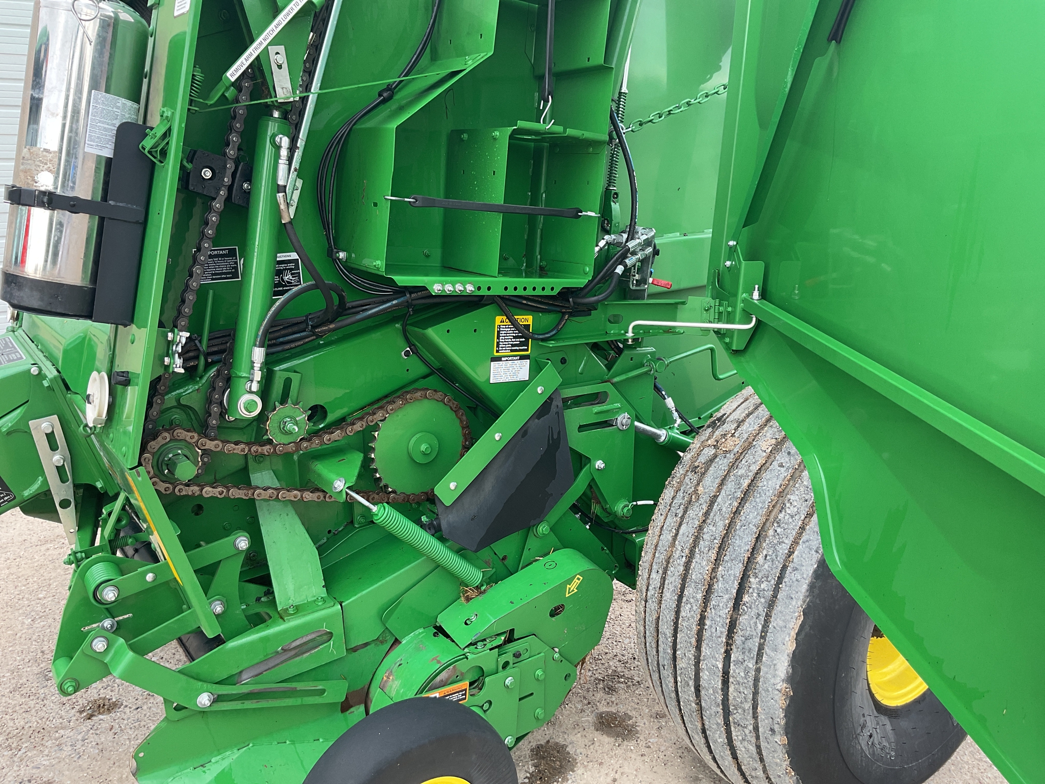 2022 John Deere 460R Image 10