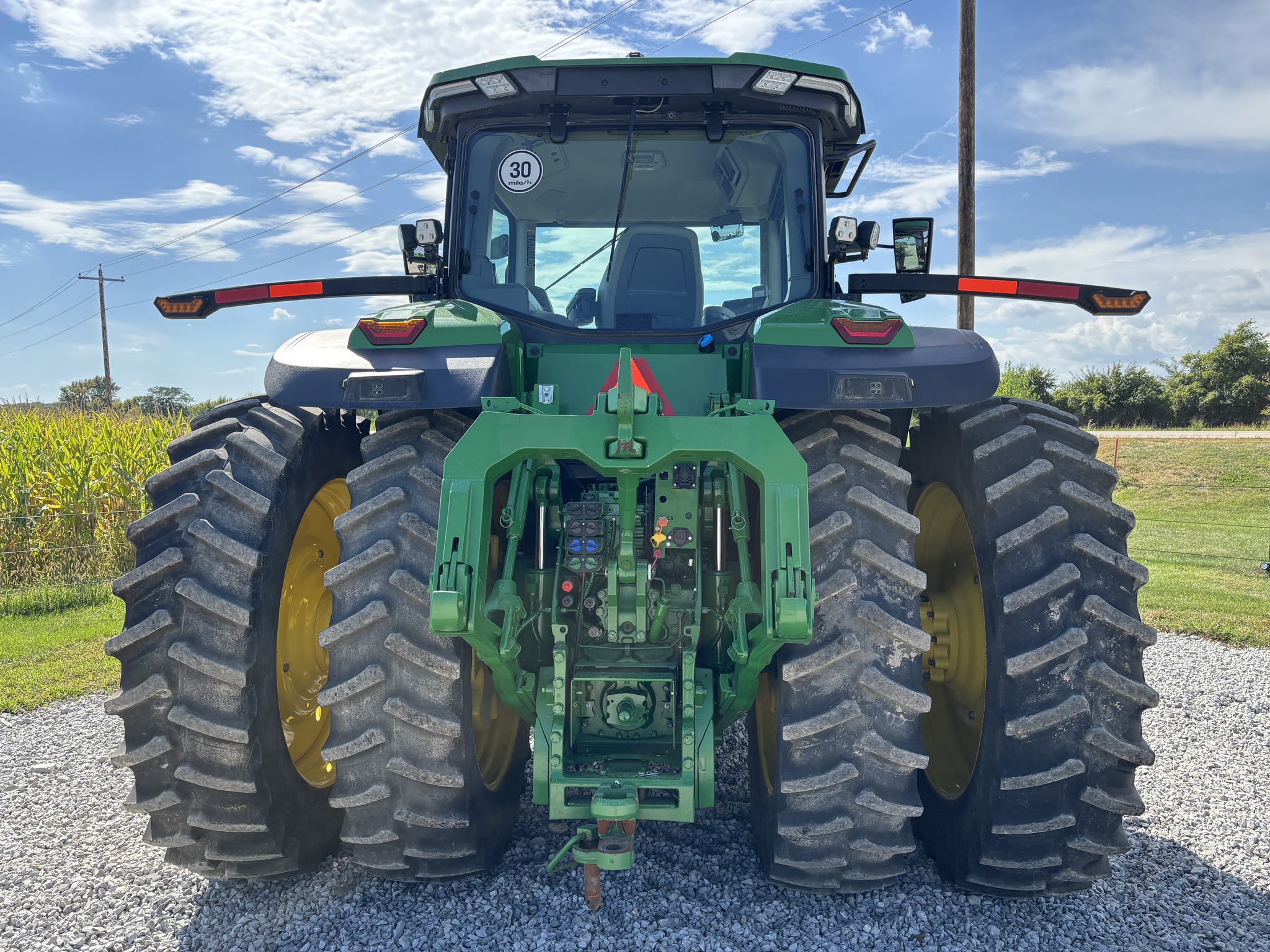 2020 John Deere 8R 370 Image 4