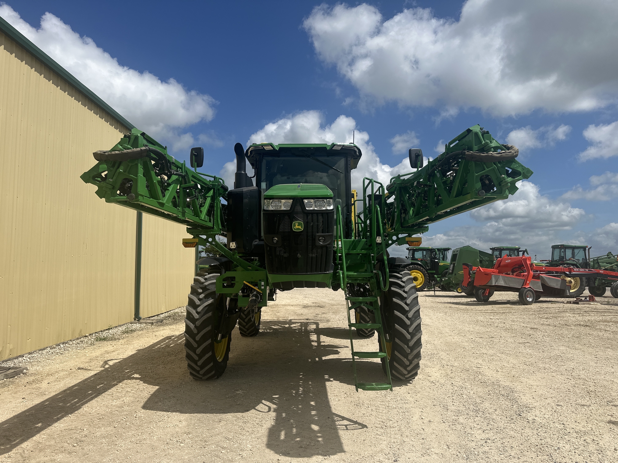 2024 John Deere 412R Image 3