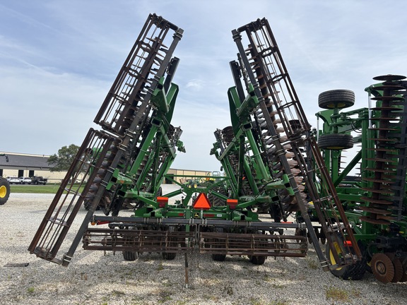 Used 2013 John Deere 2623VT Vertical Tillage at Koenig Equipment in Urbana, OH - Photo4