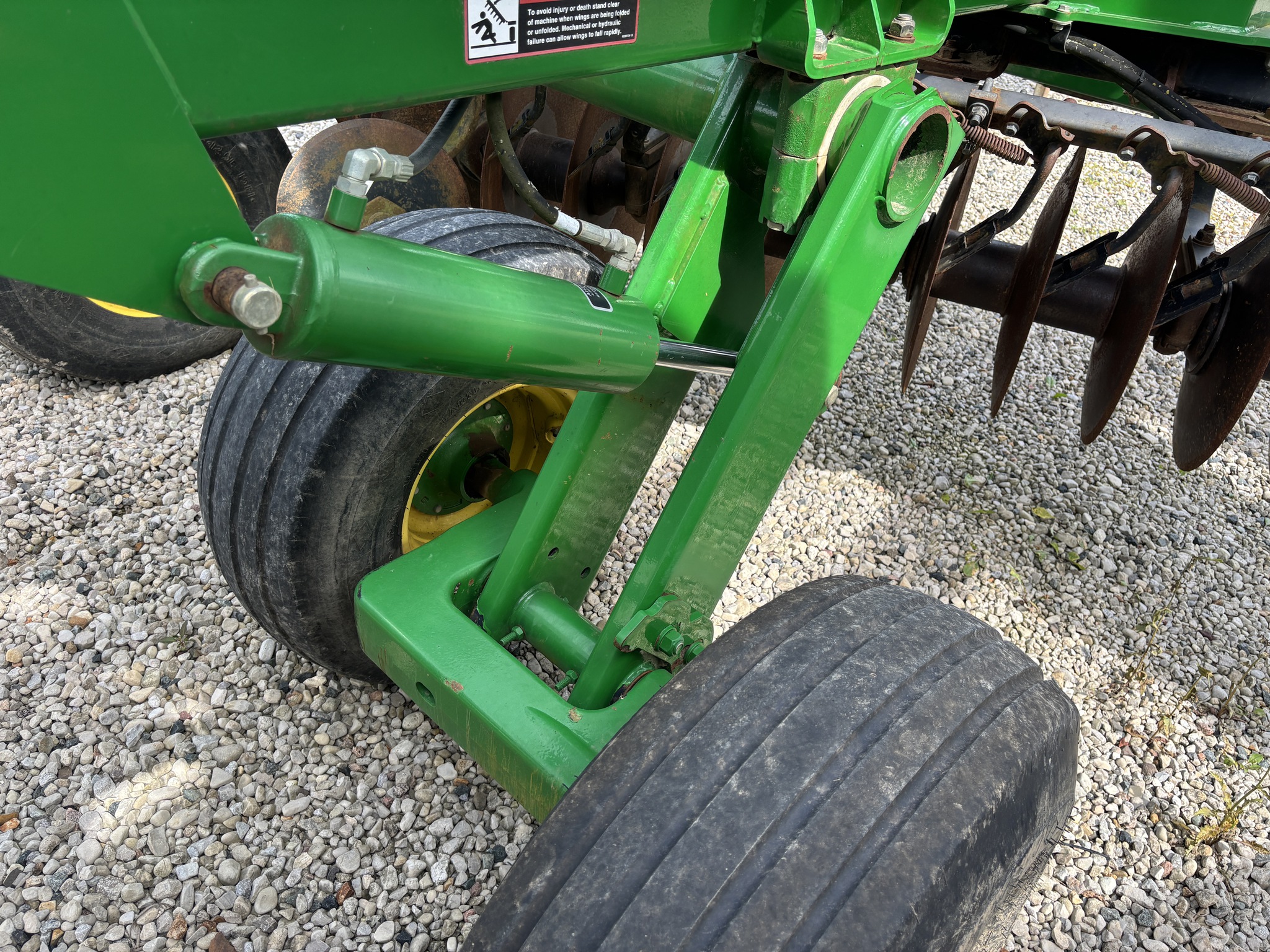 Used 2013 John Deere 2623VT Vertical Tillage at Koenig Equipment in Urbana, OH - PhotoXL15