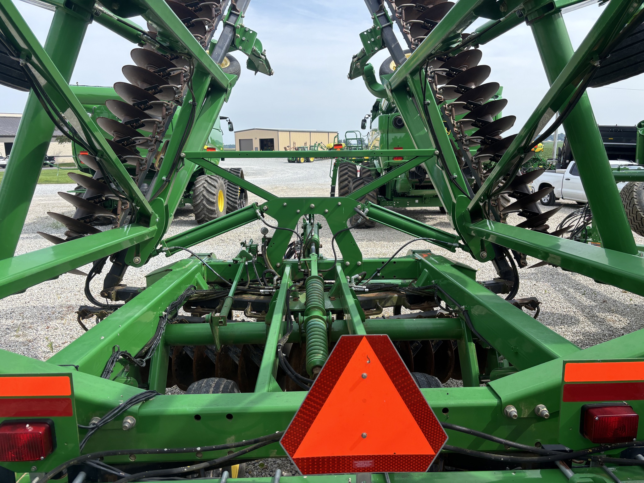 Used 2013 John Deere 2623VT Vertical Tillage at Koenig Equipment in Urbana, OH - PhotoXL11