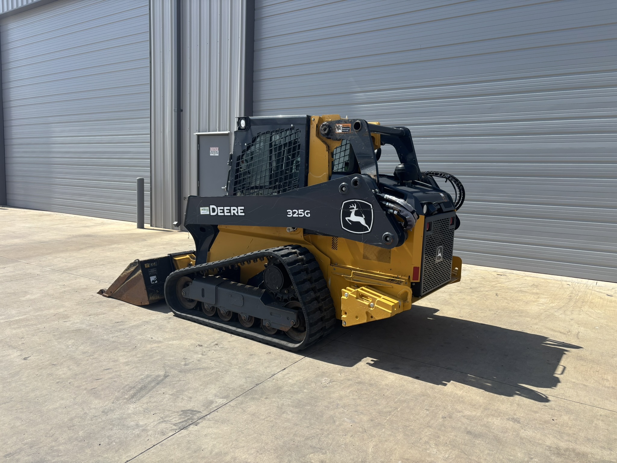 2023 John Deere 325G Image 3