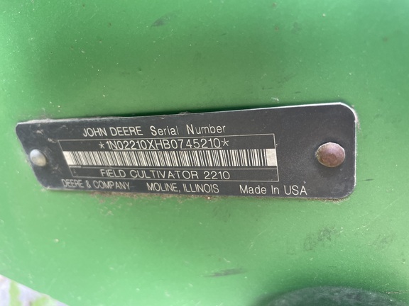 2012 John Deere 2210 - Photo2