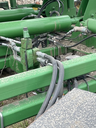 2012 John Deere 2210 - Photo6