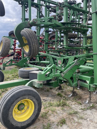 2012 John Deere 2210 - Photo12