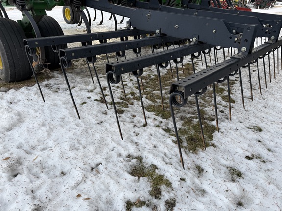 2012 John Deere 2210 - Photo18