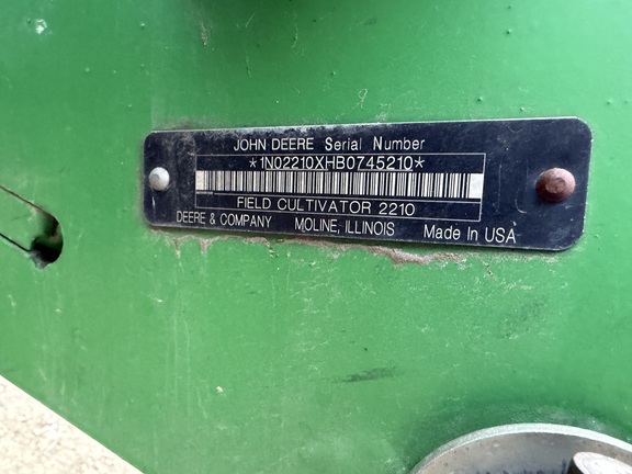 2012 John Deere 2210 - Photo26