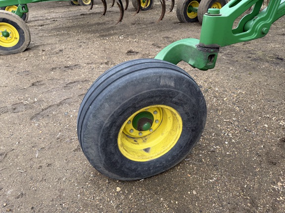 2012 John Deere 2210 - Photo7