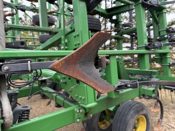 2012 John Deere 2210 - Photo13