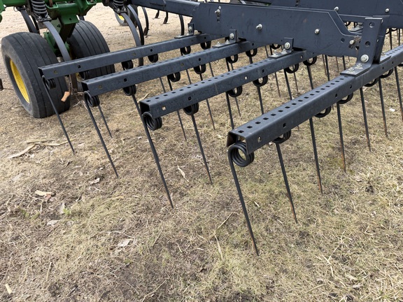 2012 John Deere 2210 - Photo19