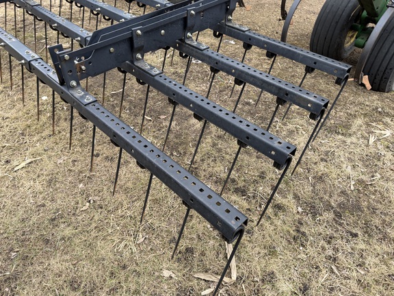 2012 John Deere 2210 - Photo21