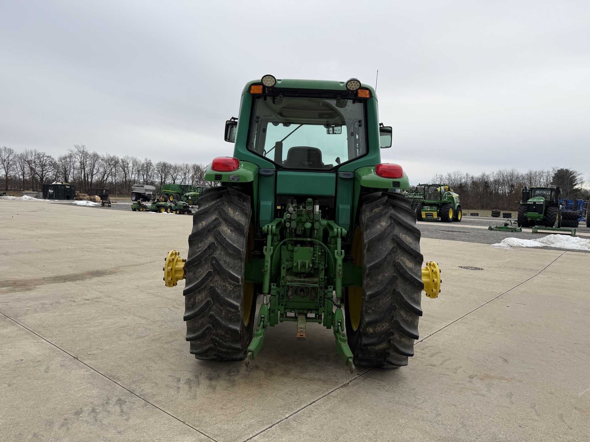 2003 John Deere 7420 Image 4