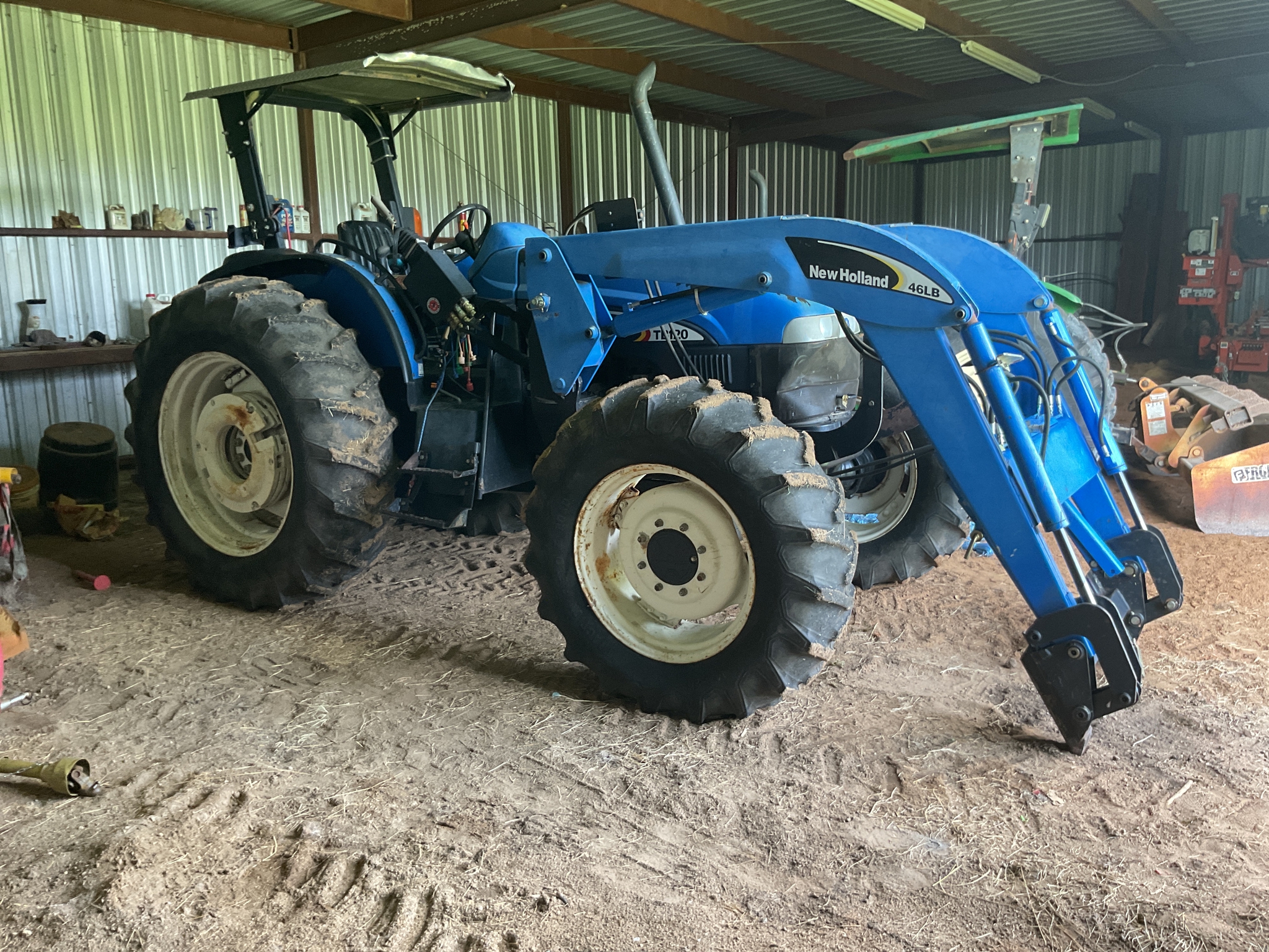 2007 New Holland TB120 Image 4