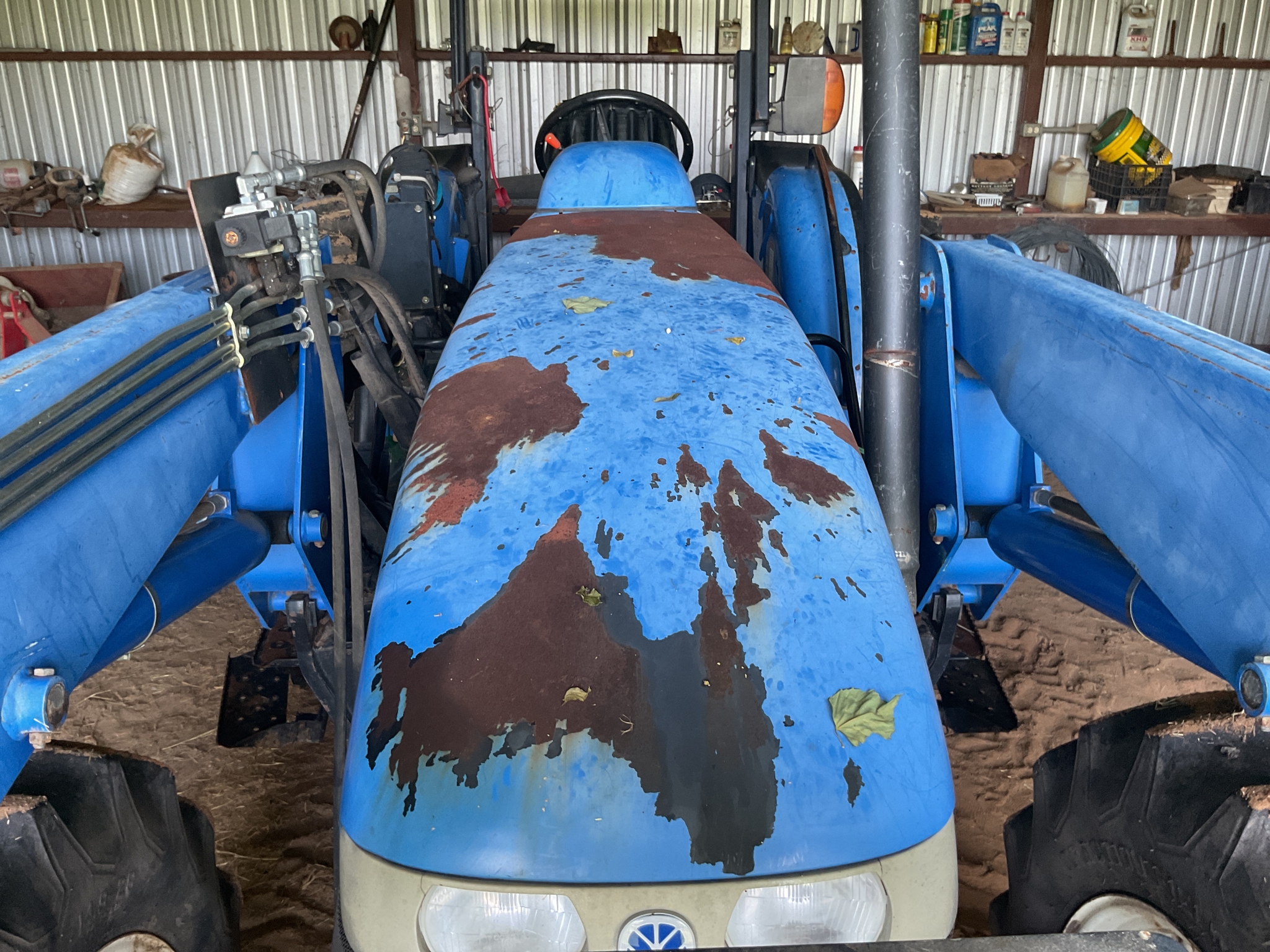 2007 New Holland TB120 Image 16