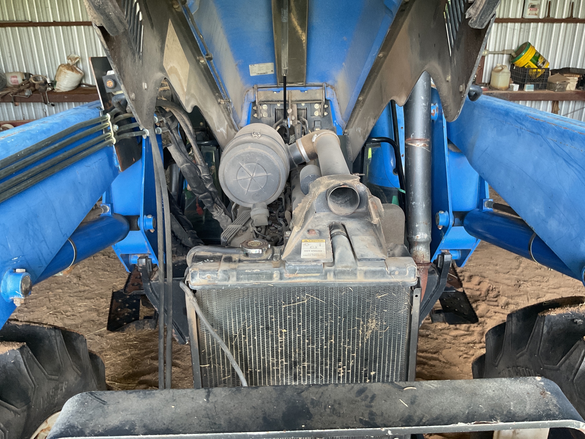 2007 New Holland TB120 Image 18