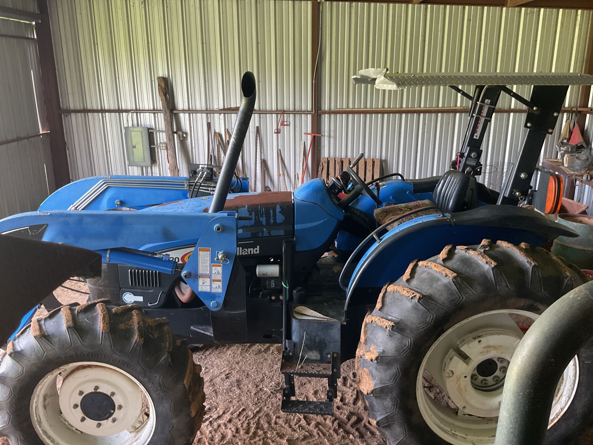 2007 New Holland TB120 Image 1