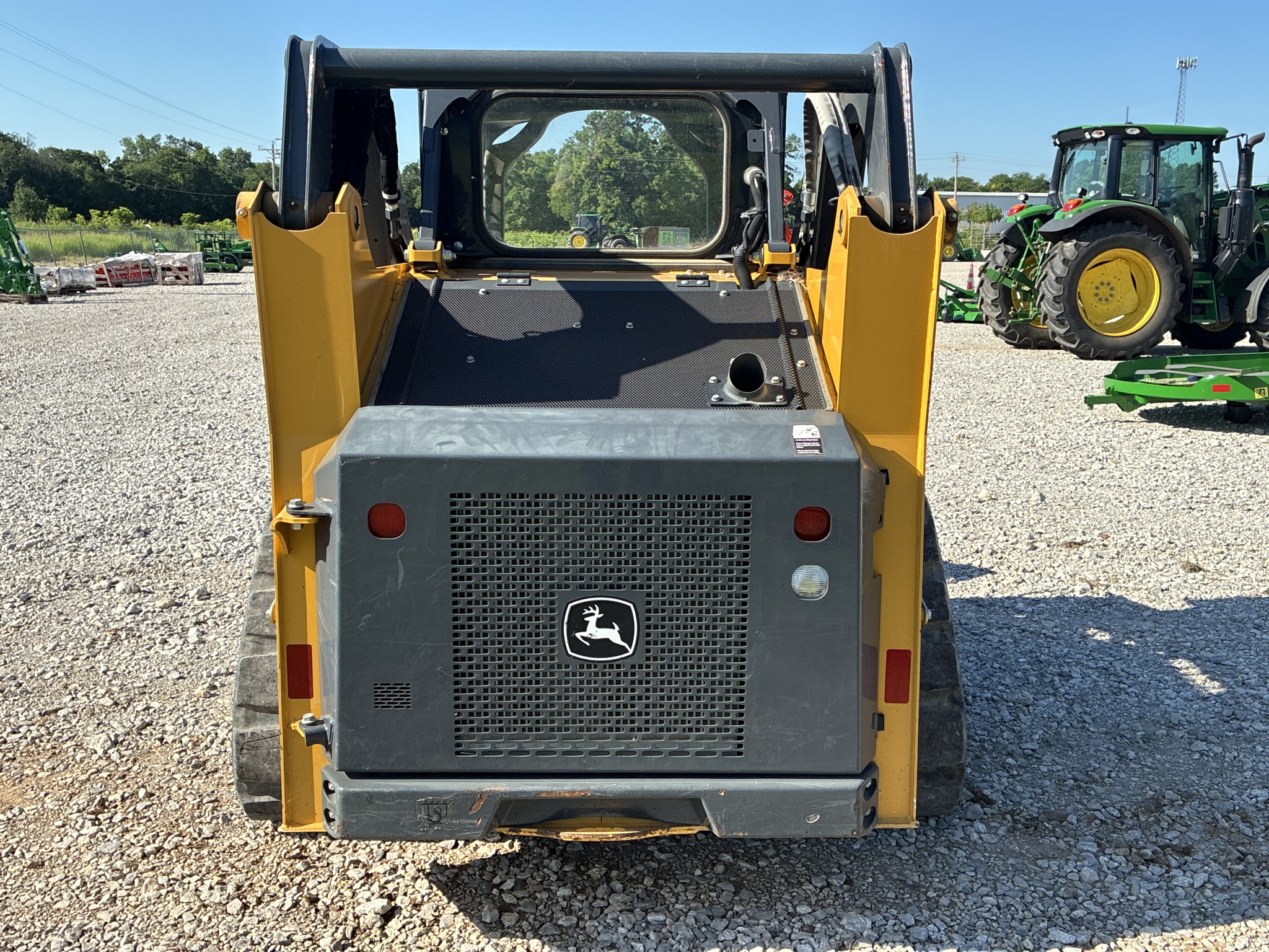 2019 John Deere 317G Image 4