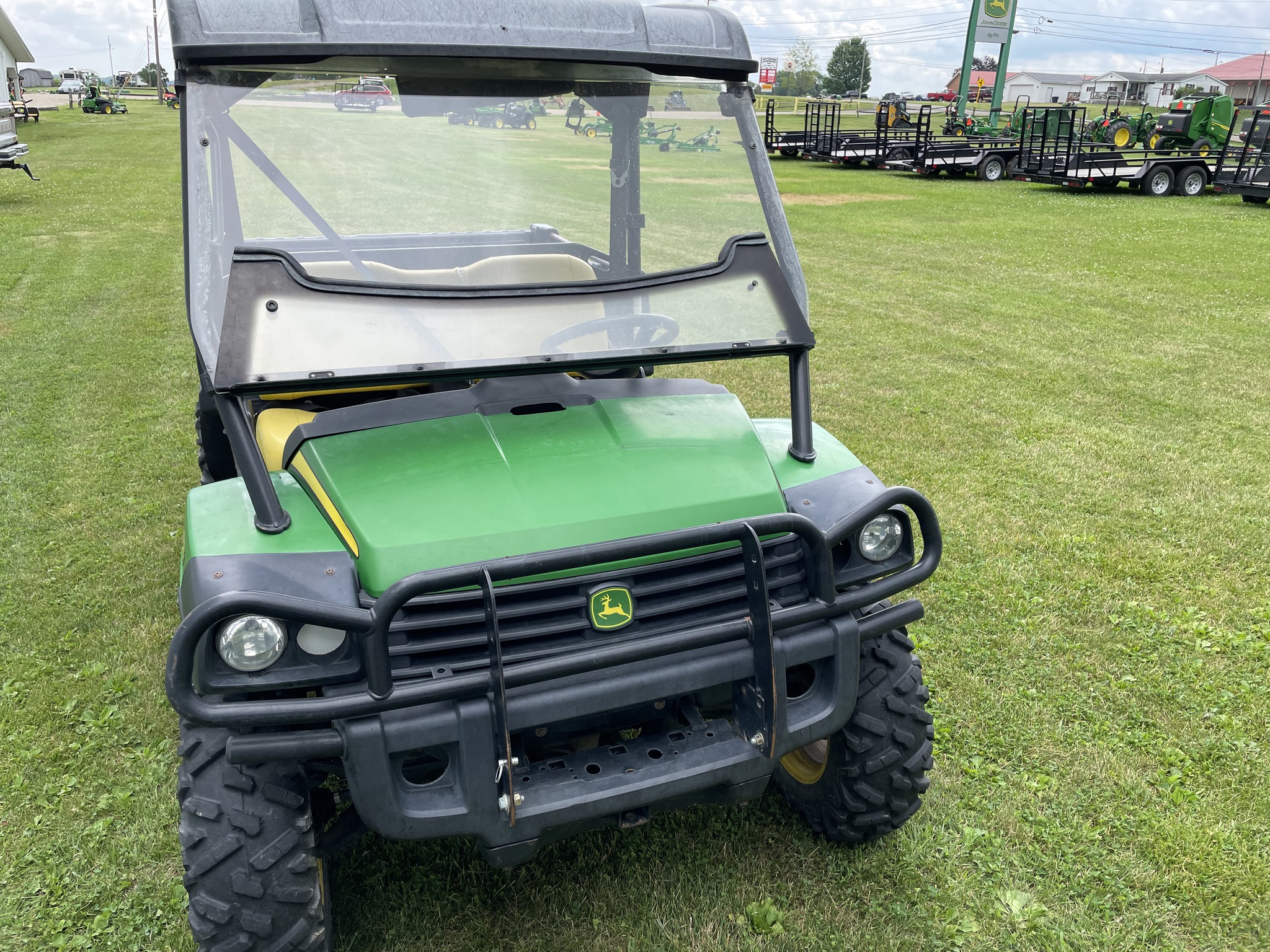 2012 John Deere XUV 825I GREEN Image 3