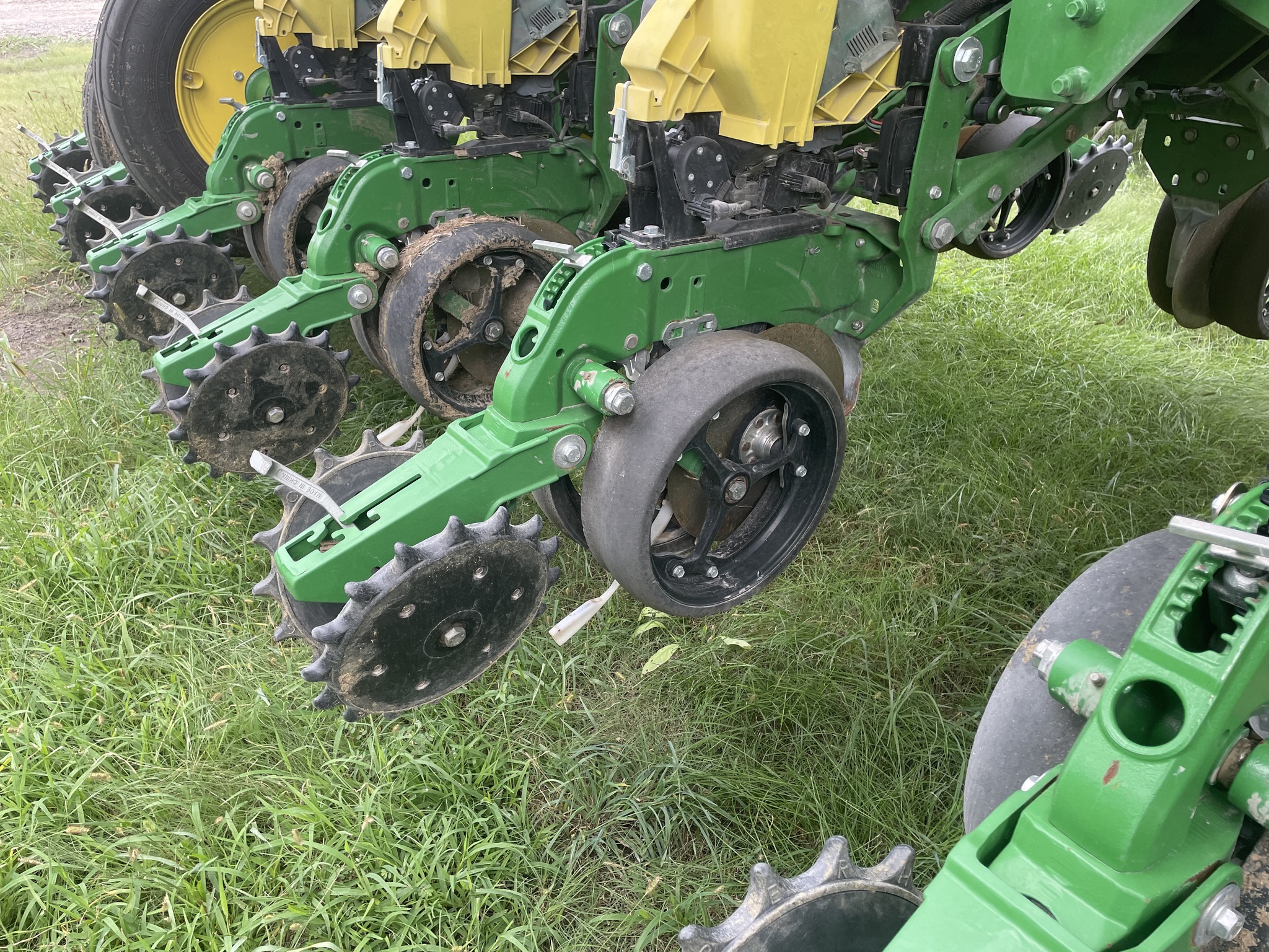 2023 John Deere 1795 Image 11