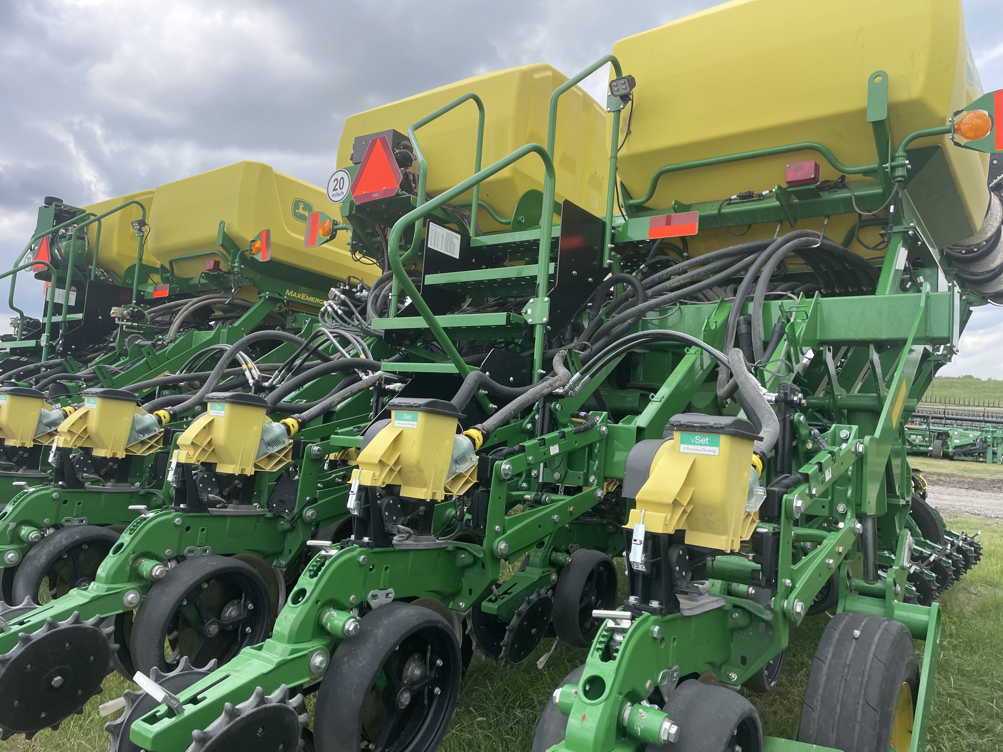 2023 John Deere 1795 Image 15