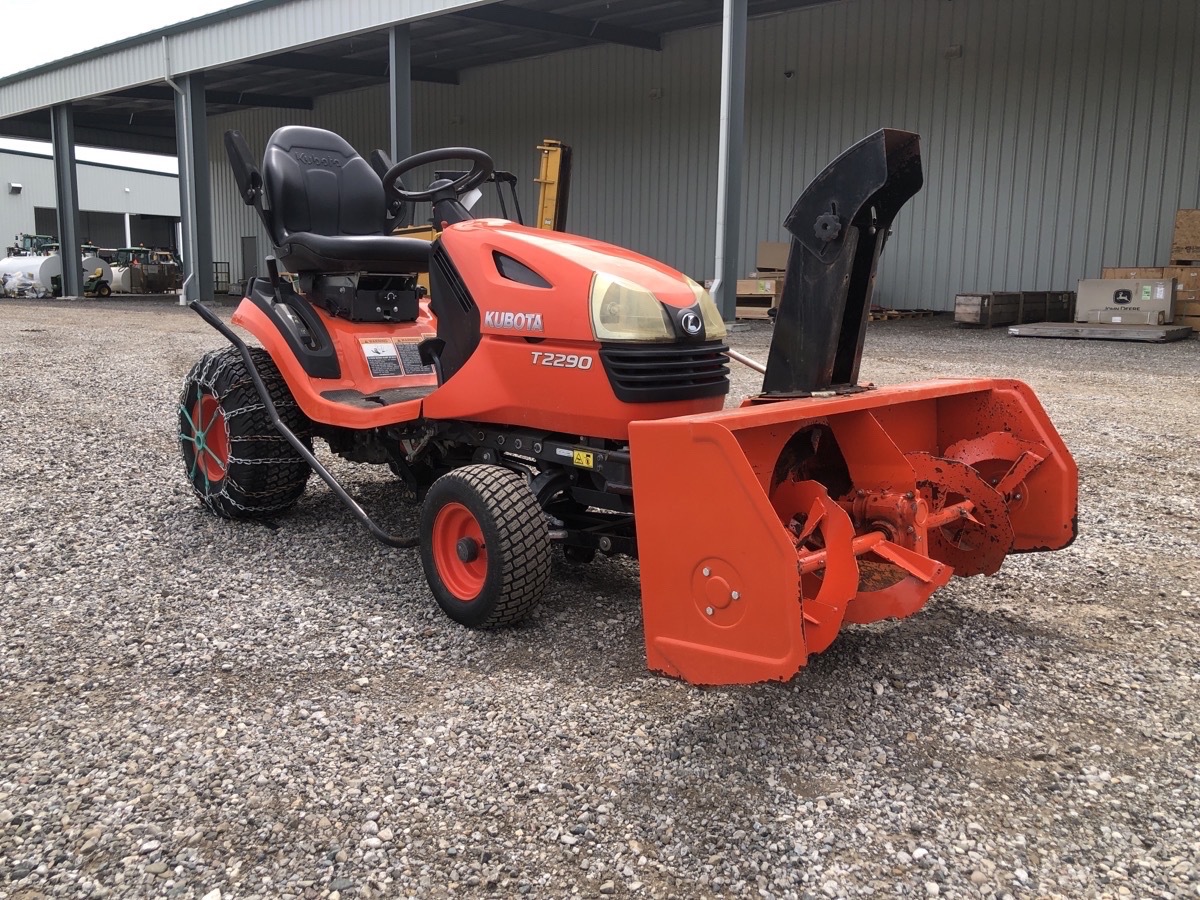 2019 Kubota T2290 Image 4