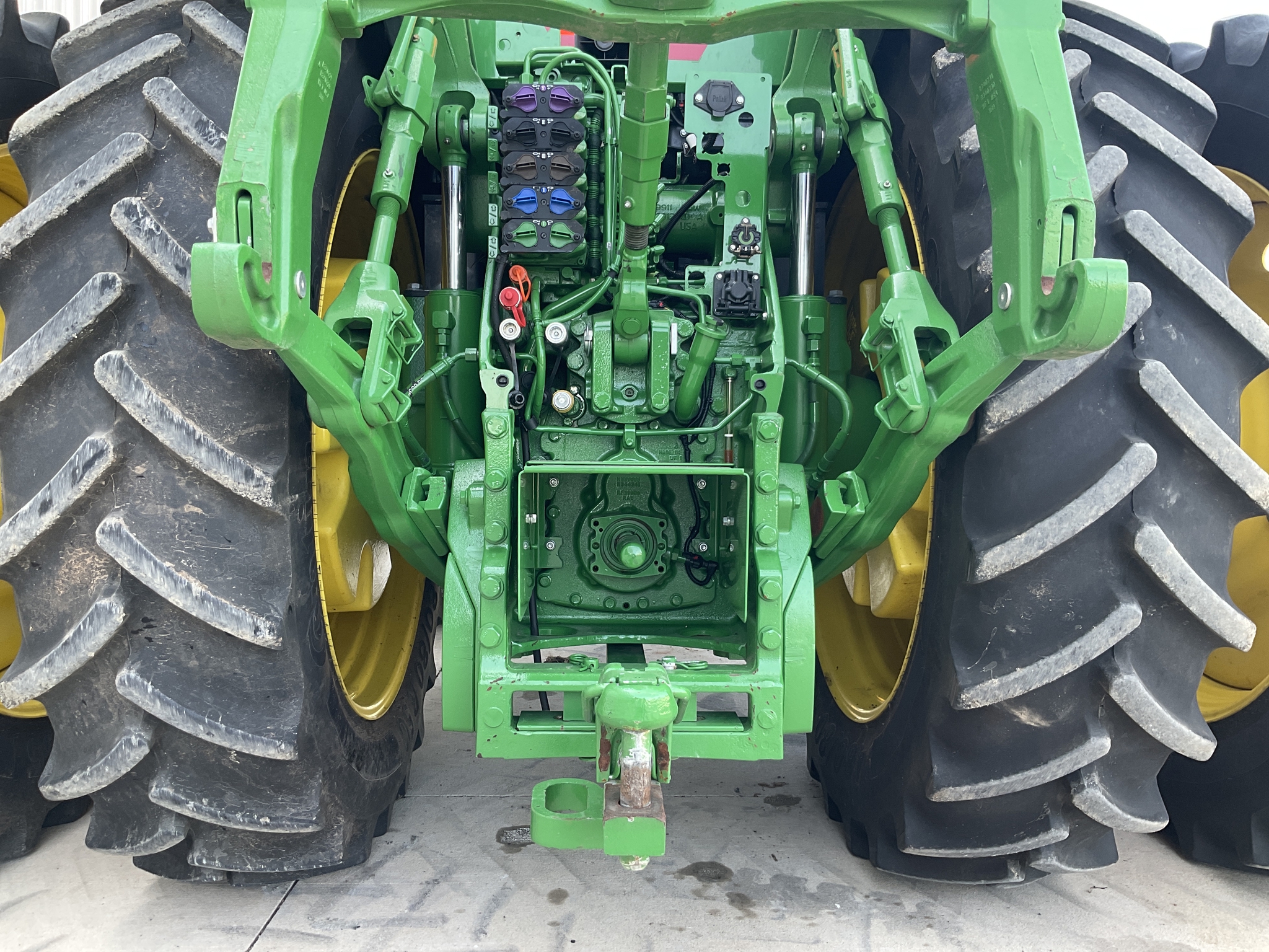 2024 John Deere 8R 250 Image 12