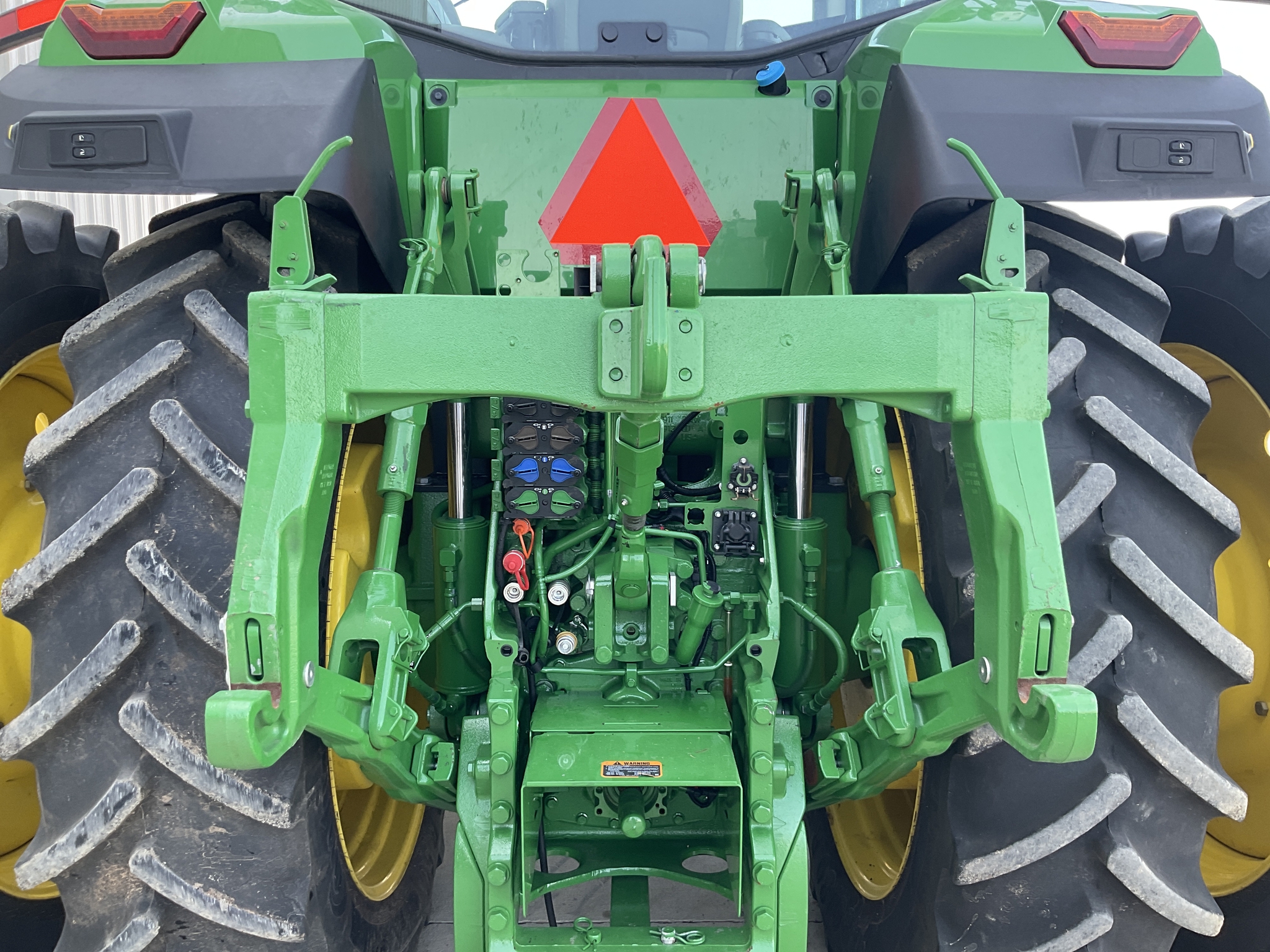 2024 John Deere 8R 250 Image 13