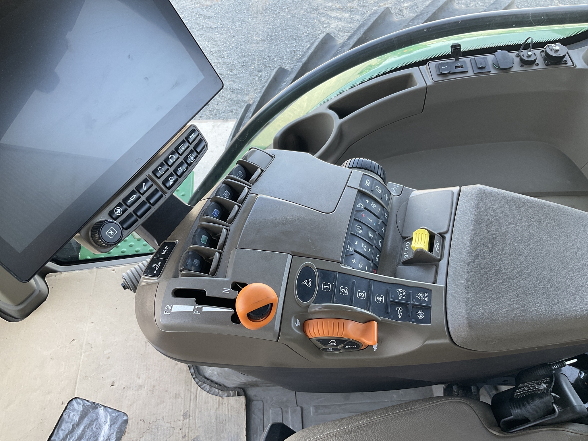 2024 John Deere 8R 250 Image 21