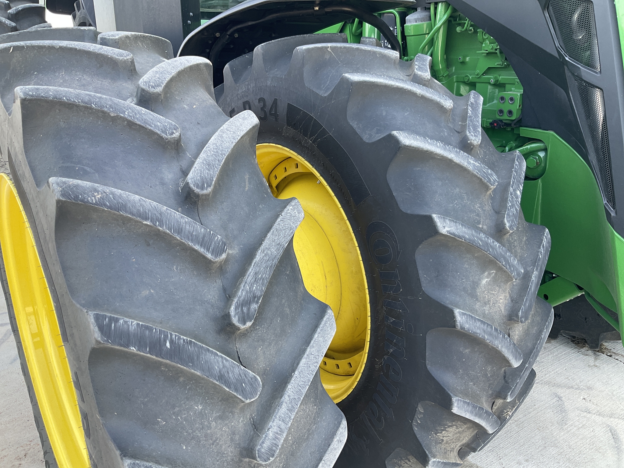 2024 John Deere 8R 250 Image 27
