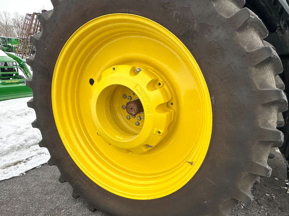 2025 John-Deere 8R 280