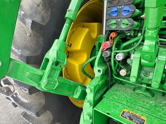 2025 John-Deere 8R 280