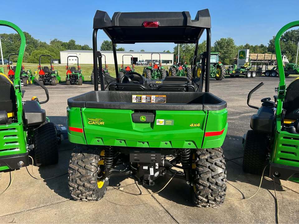 2025 John Deere 560E Image 4