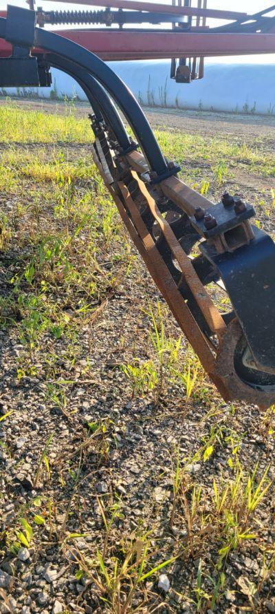 2010 Case IH 330 Image 6