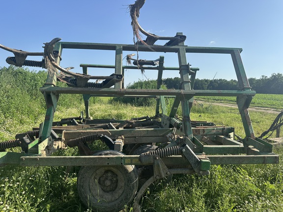 Photo of 2005 John Deere 714