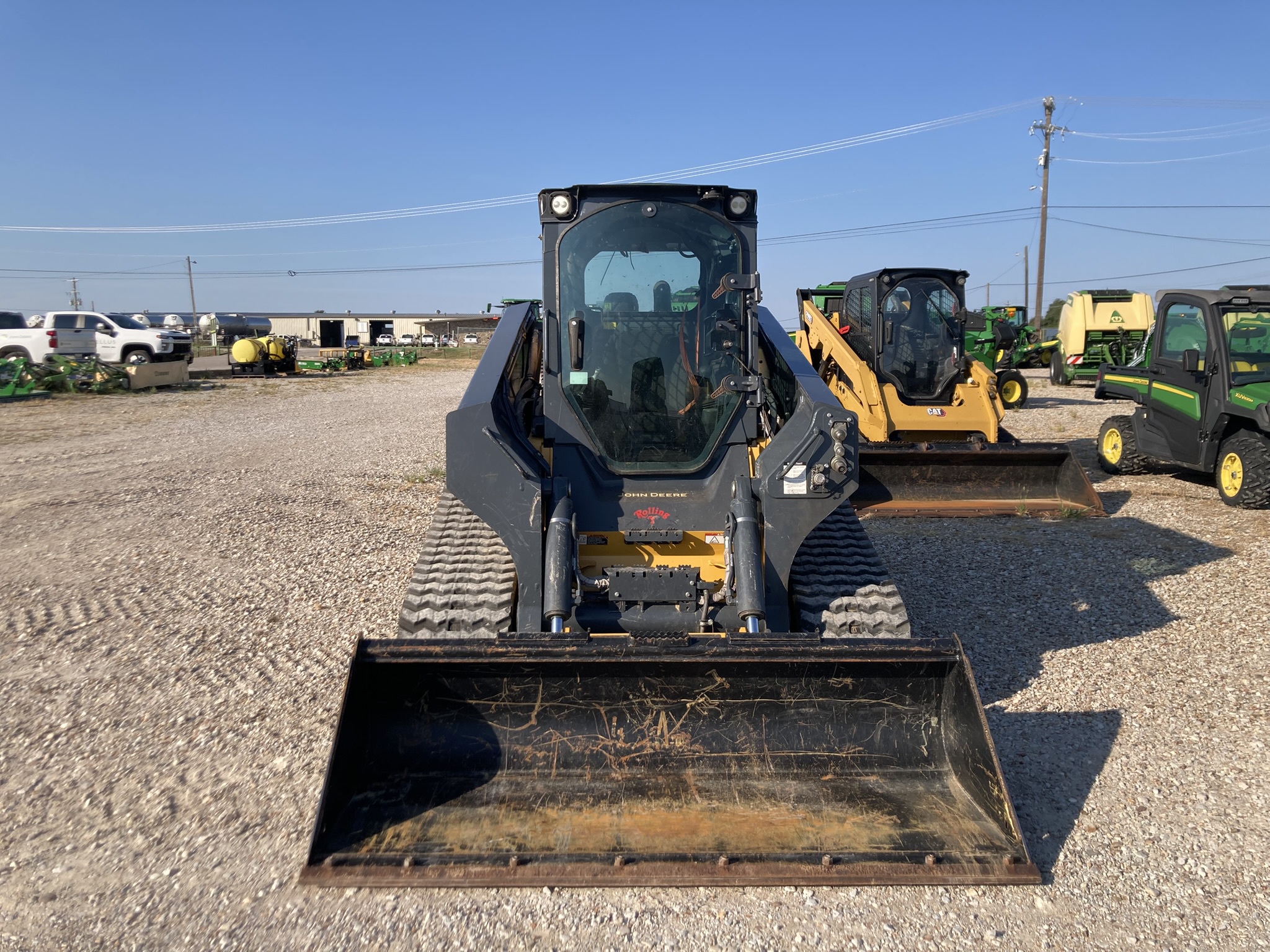 2020 John Deere 333G Image 2
