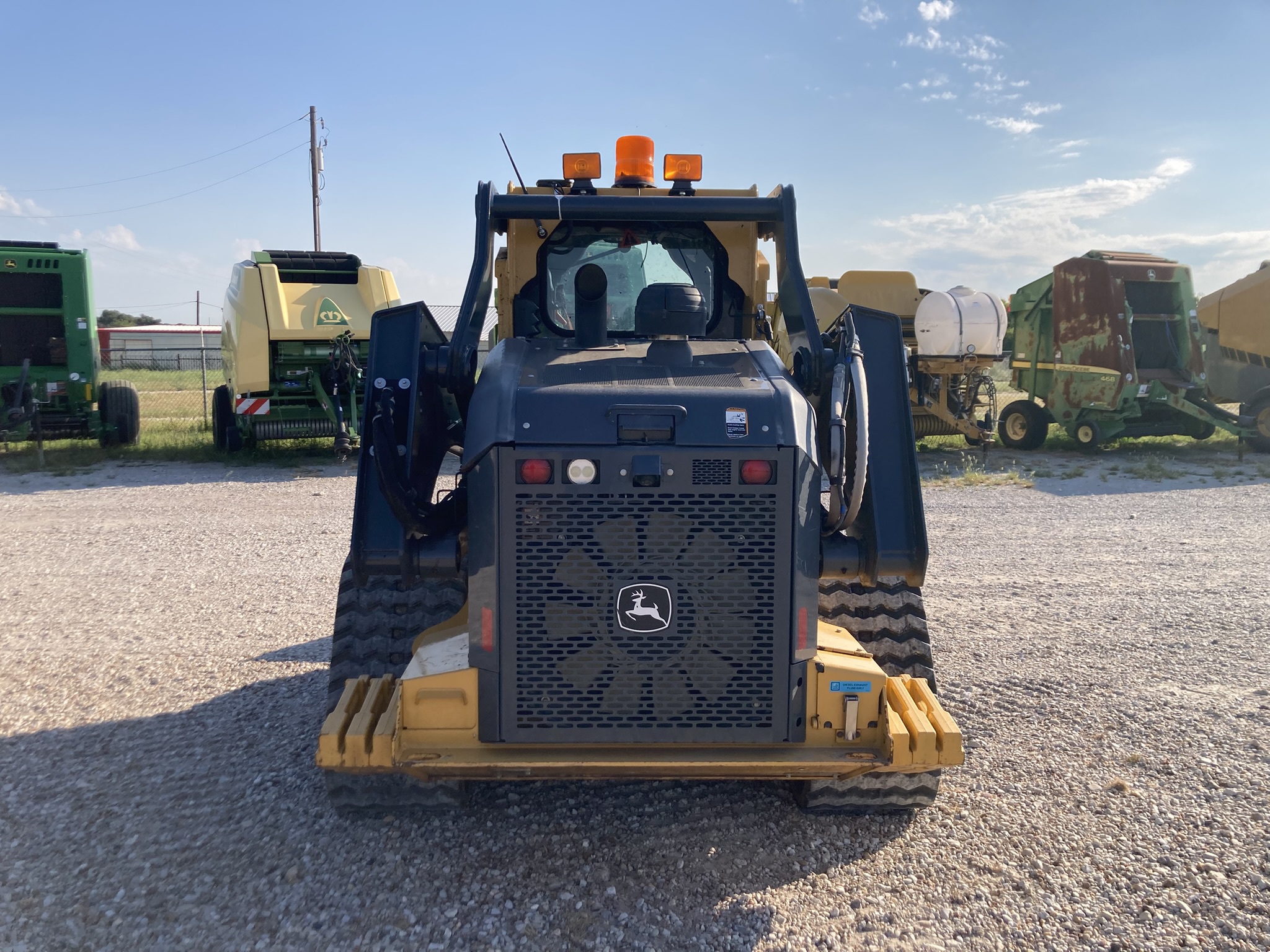 2020 John Deere 333G Image 6