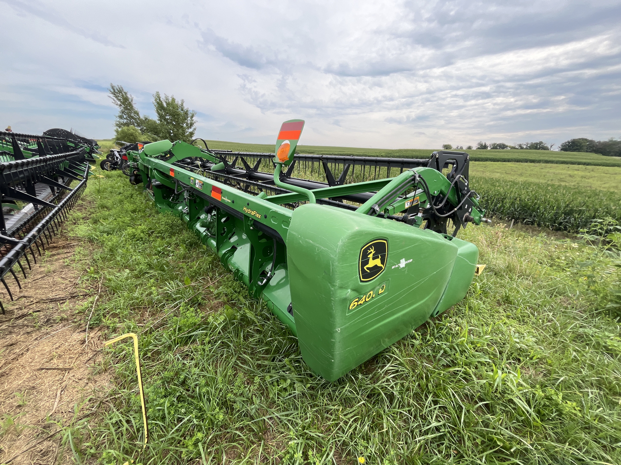 2012 John Deere 640FD Image 11