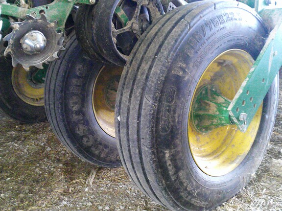 Photo of 2020 John Deere 1795