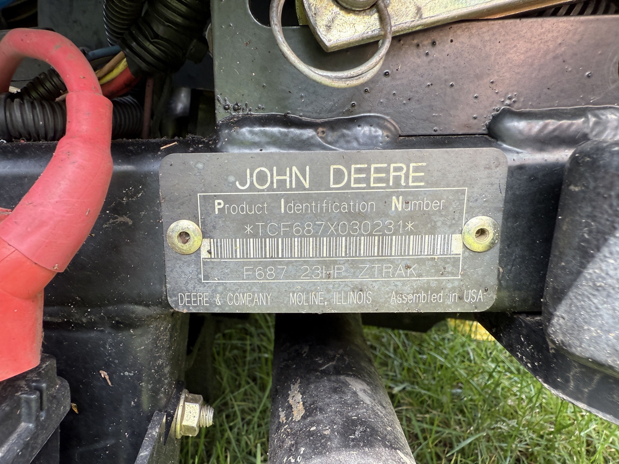 2004 John Deere F687 Image 21