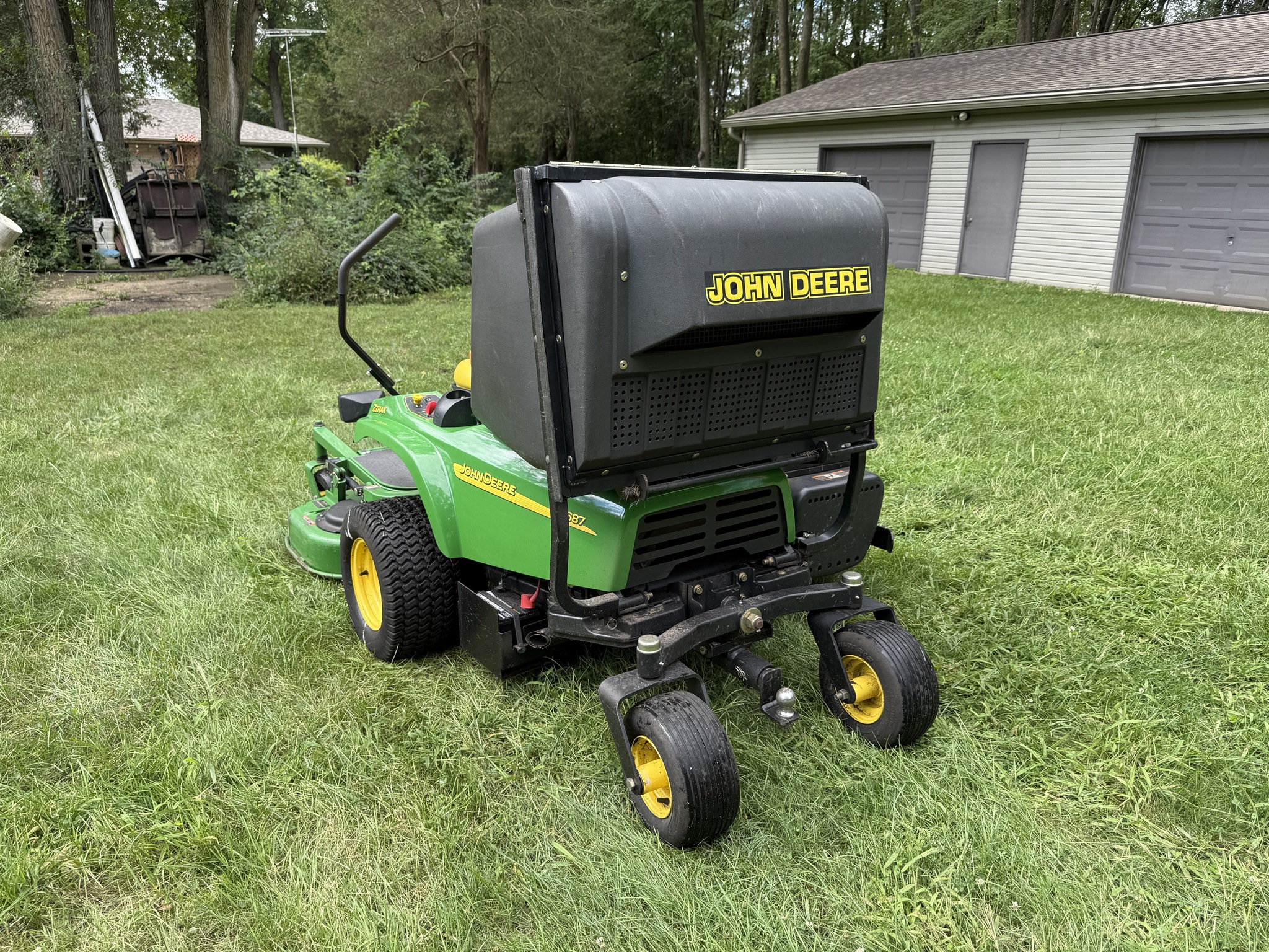 2004 John Deere F687 Image 5