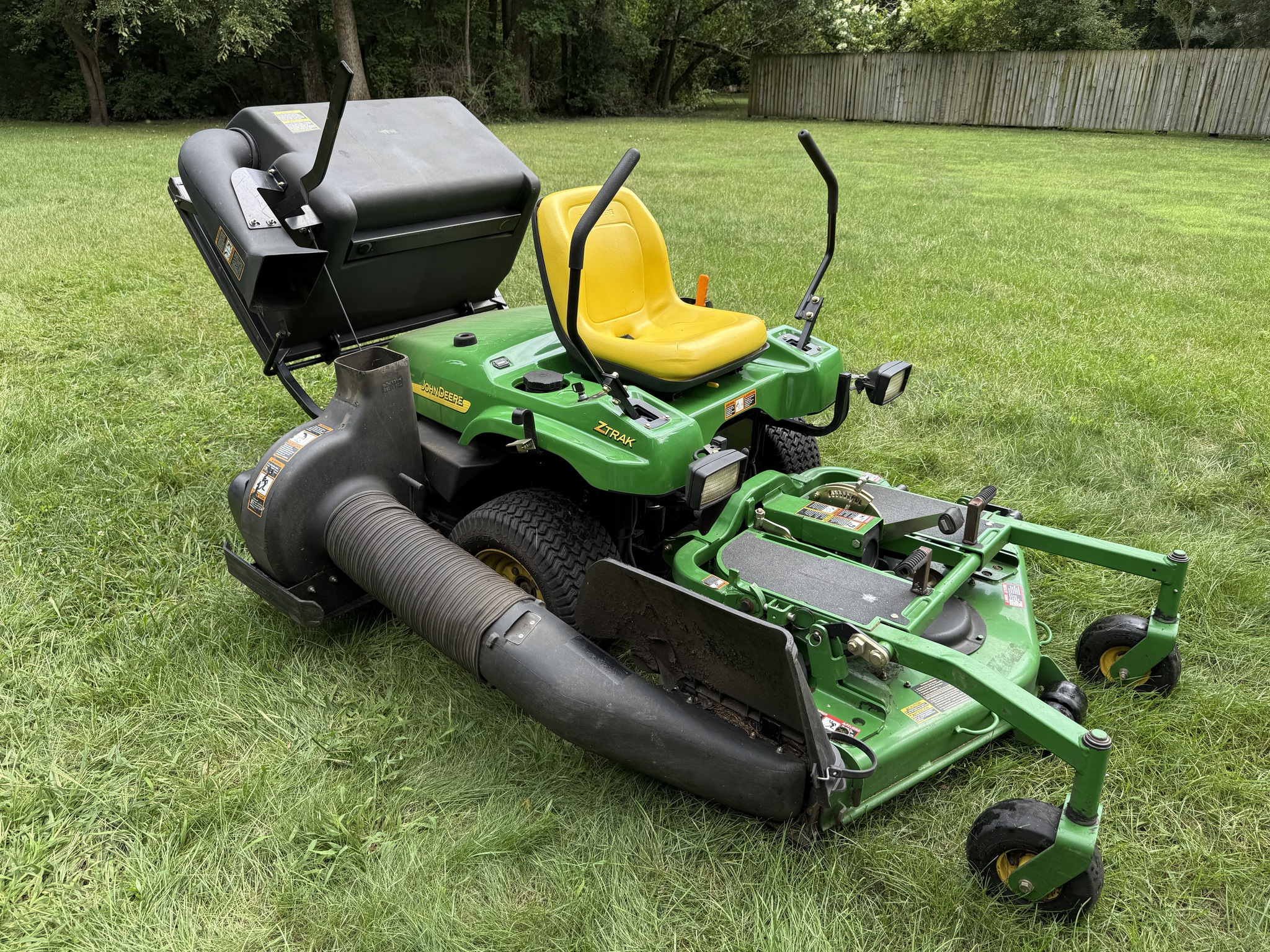 2004 John Deere F687 Image 11