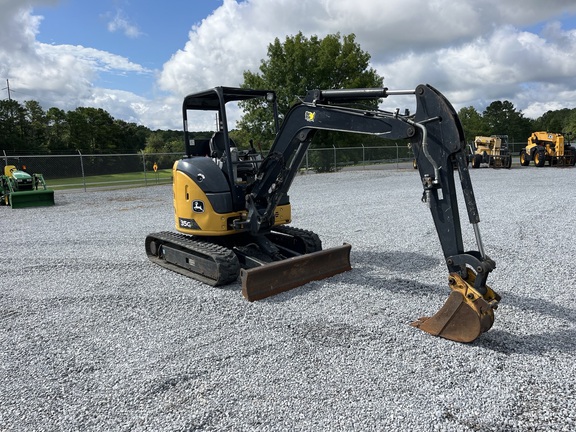 2022 John Deere 35G-6