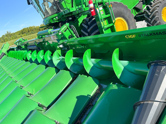 2023 John-Deere C16F