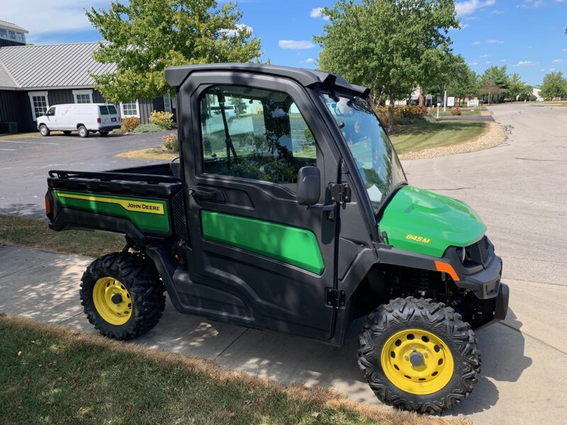 2025 John Deere XUV845M Image 8